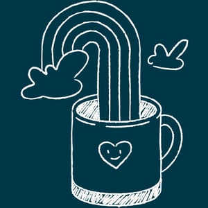 Illustration einer Tasse mit lächelndem Herz, in die sich ein Regenbogen aus einer Wolke ergießt