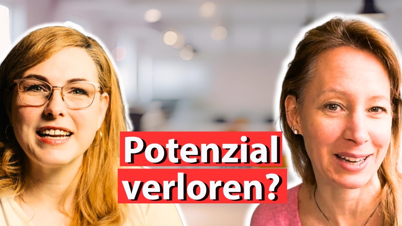 Zwei lächelnde Frauen blicken in die Kamera. Zwischen ihnen steht auf rotem Grund der Text „Potenzial verloren?“.